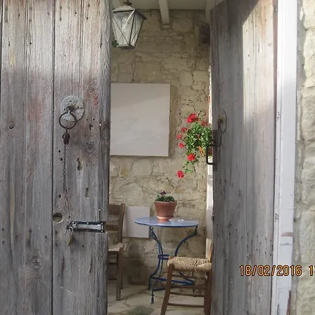 Oinochori Landhaus Vouni