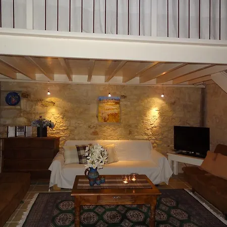 Country house Oinochori