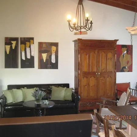 Oinochori Landhuis Vouni